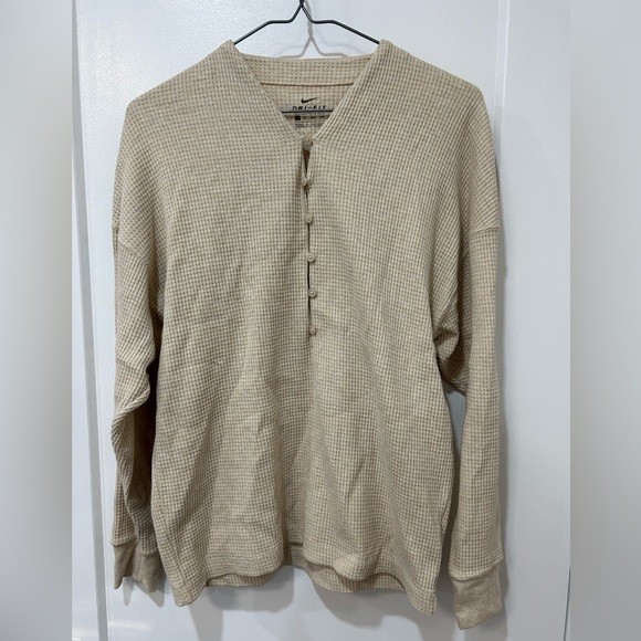 Nike Women's Yoga Statement Clean Cover Up Long Sleeve Shirt - Picture 1 of 3